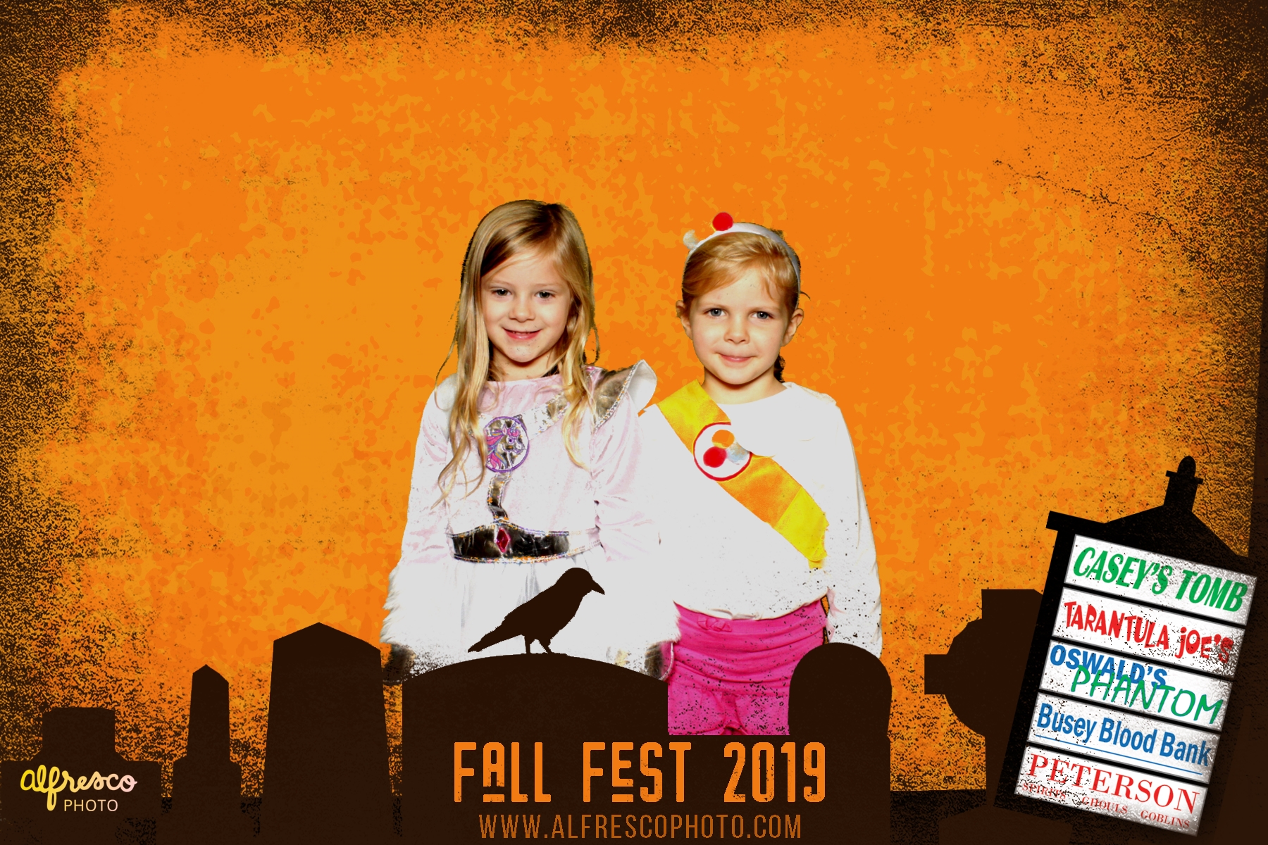 Naper Plaza Fall Fest | View more photos from the event at events.alfrescophoto.com/u/AlfrescoPhoto/Naper-Plaza-Fall-Fest